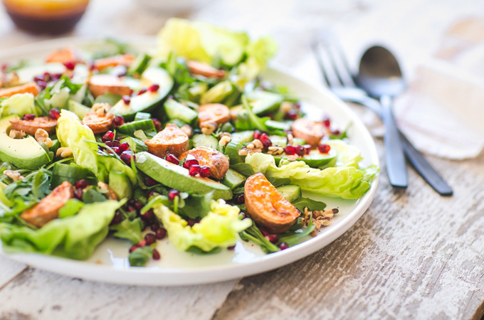 Arugula Salad with Pomegranate Ginger Vinaigrette
