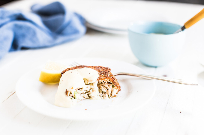 crab cake with sauce