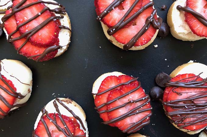 5 Ingredient Crostini Strawberry Bliss Crostinii