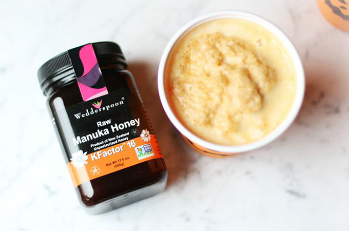 Manuka Honey and DIY Jack-O-Lantern Juice Smoothie