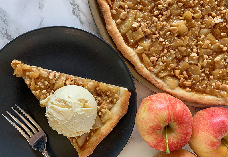 Fall Taffy Apple Dessert Pizza