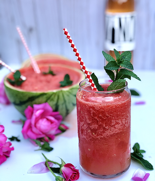 Watermelon Frozé Splash Cocktail