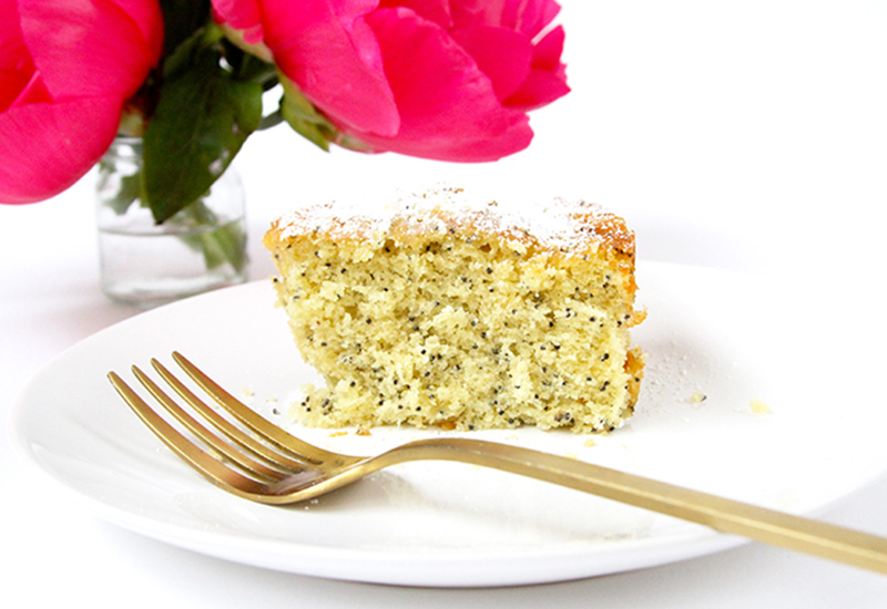 Amazing Poppy Seed Cake