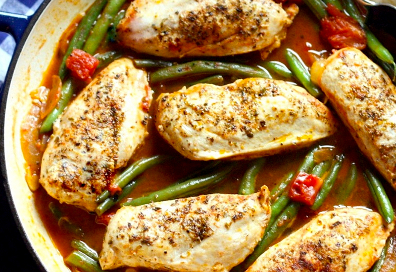 Greek Chicken and Green Bean Skillet