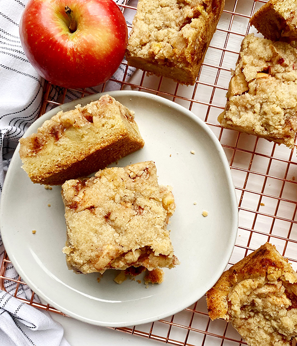 Snickerdoodle Apple Pie Cookie Bars
