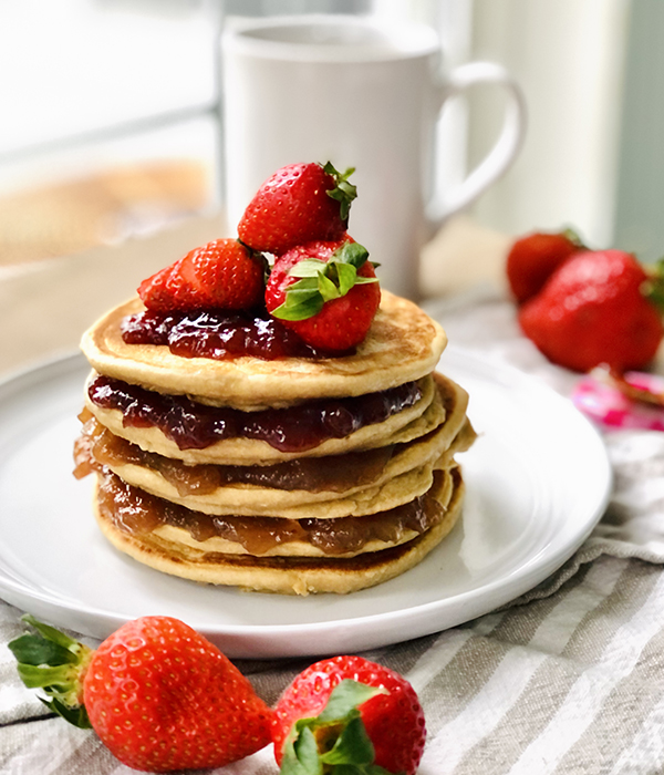 PB&J Stuffed Pancakes