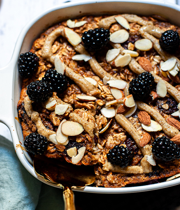 Blackberry Baked Oatmeal
