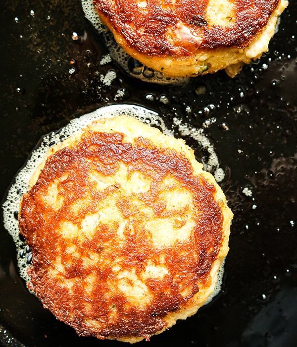 Heinen's Seafood Cakes In a Pan