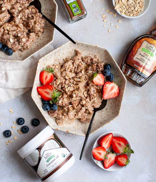 Maple Cinnamon Slow Cooker Oatmeal