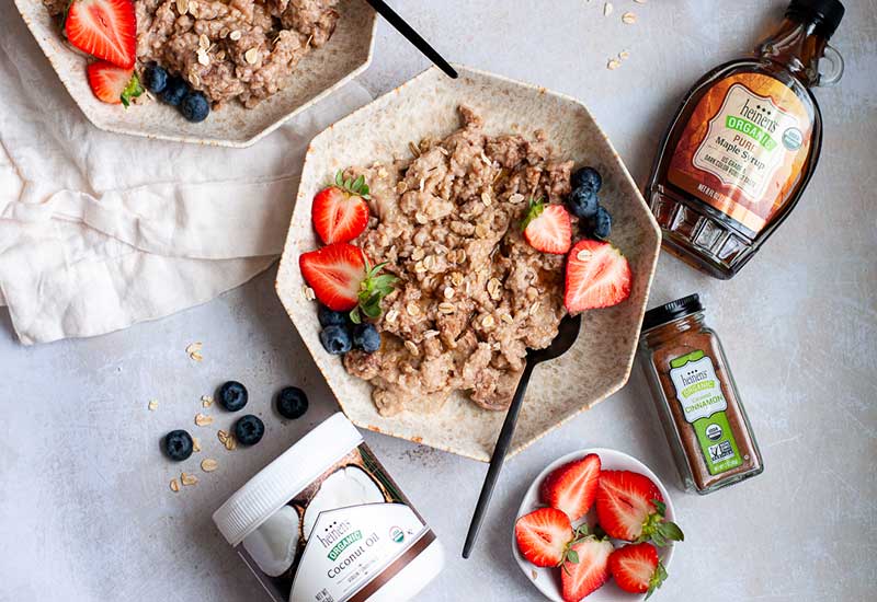 Maple Cinnamon Slow Cooker Oatmeal