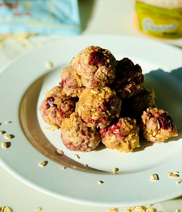 Peanut Butter & Jelly Oatmeal Balls