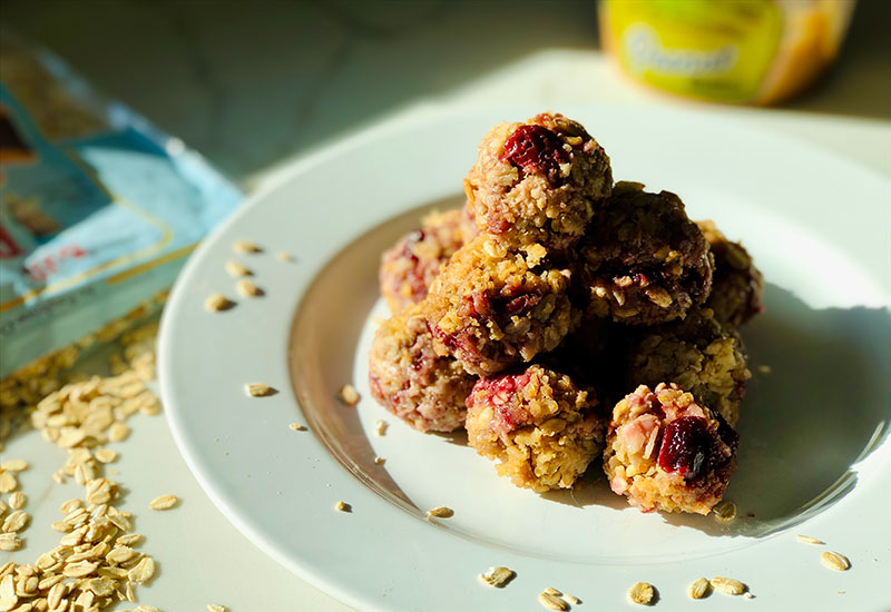 Peanut Butter & Jelly Oatmeal Balls
