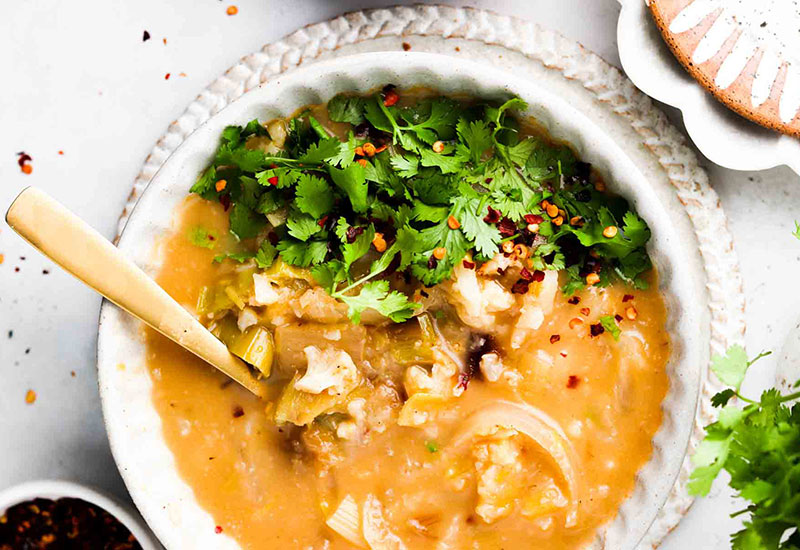 Roasted Cauliflower and Leek Soup