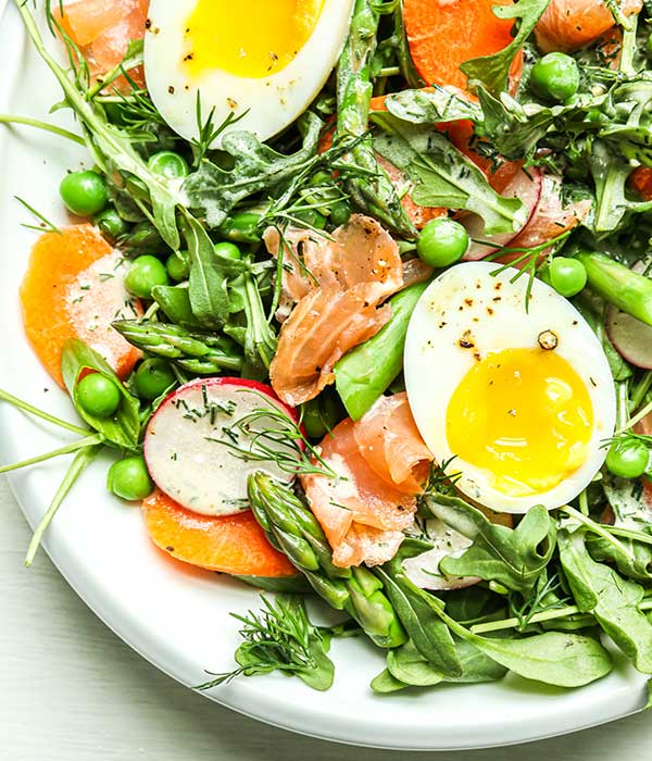 Smoked Salmon Salad with Lemon Dill Dressing