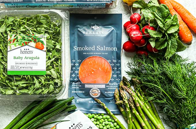 Smoked Salmon Salad with Lemon Dill Dressing 