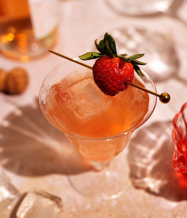 Strawberry Rosé Elderflower Spritz