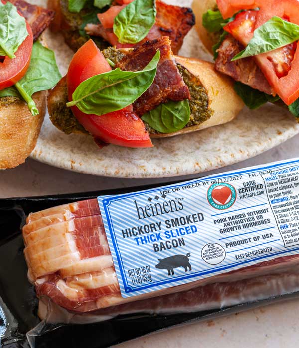 BLT Pesto Crostini Bites