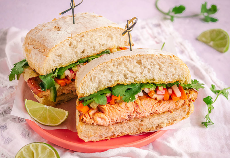 Salmon Bánh mì  Sandwich