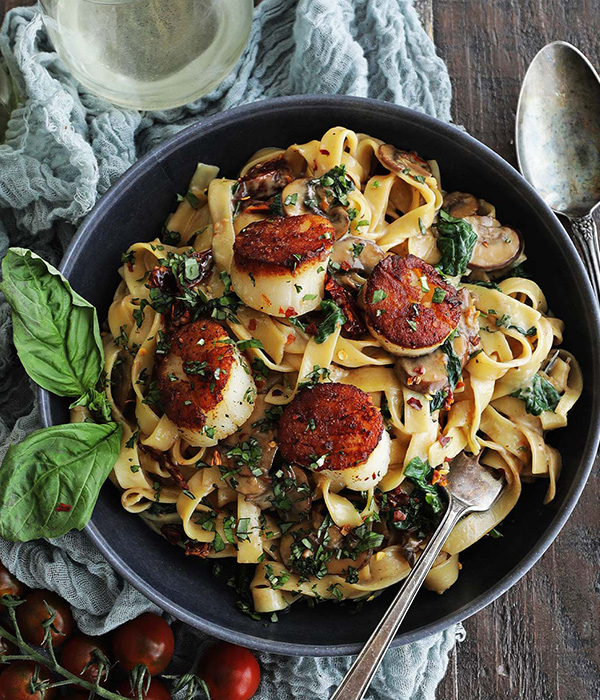 Tuscan Scallop Pasta