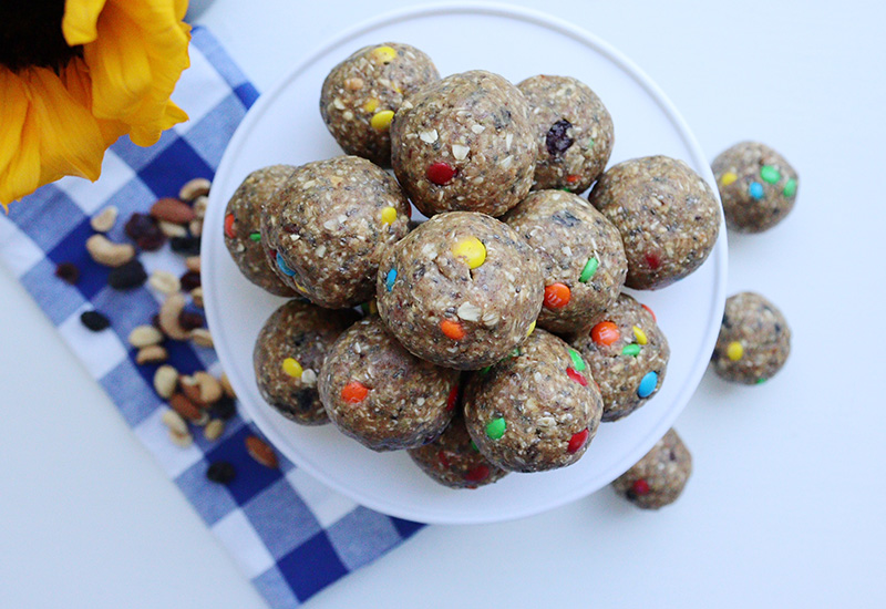 Trail Mix Energy Bites