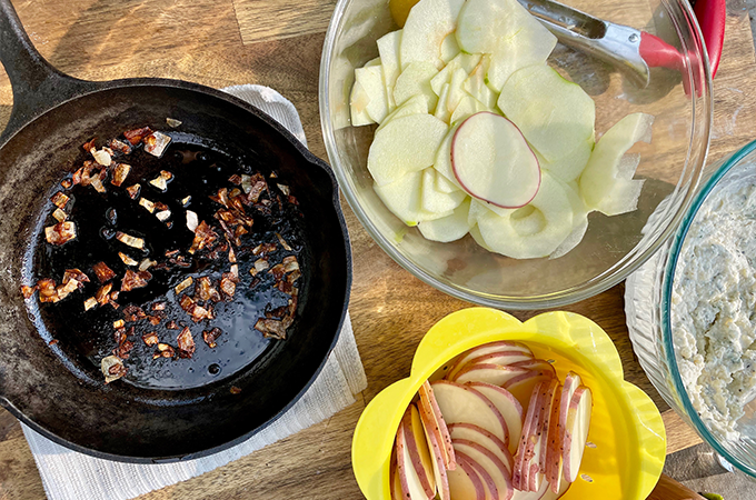Apple Bacon Scallop Potatoes