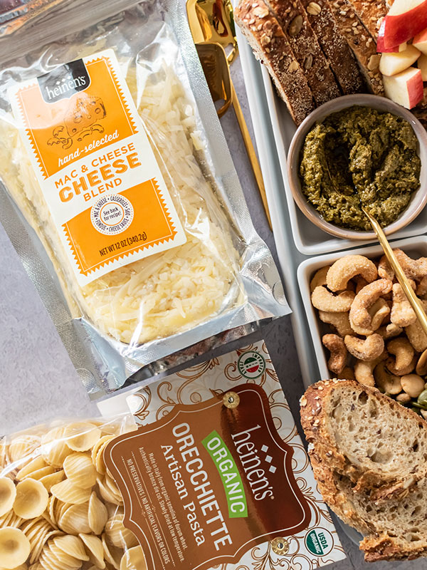 Mac and Cheese Board Ingredients