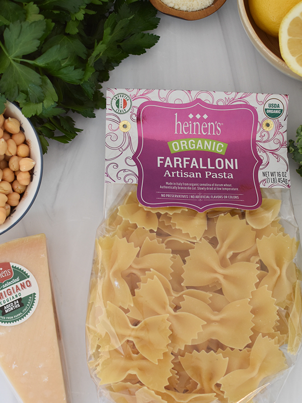 Cheesy Kale Farfalle 