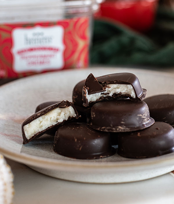 Heinen's Dark Chocolate Peppermint Cremes