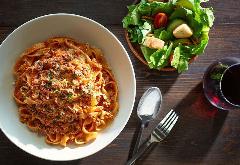 What’s For Dinner? Simple Fettuccine Bolognese