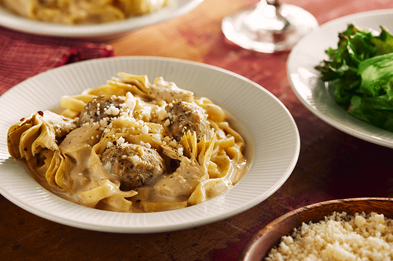 Linguine with Chicken Meatballs in Tuffle Cream